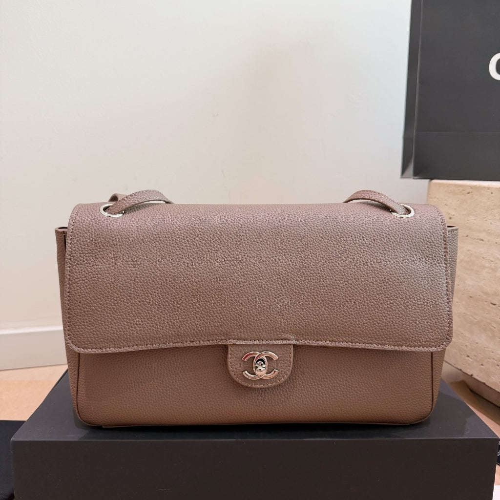 Maxi Flap Bag Grained Leather Light Brown 32cm 22 New Collection Bag Flap Bag