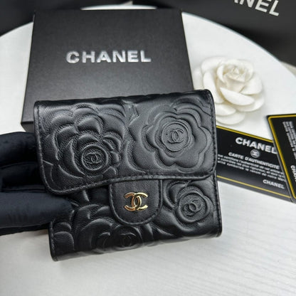Camellia Small Flap Wallet Embossed Leather Black 11cm 22 New Collection Bag Flap Bag