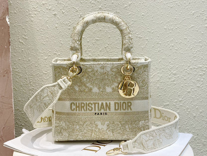 2026 Exquisite+leather+bags-143