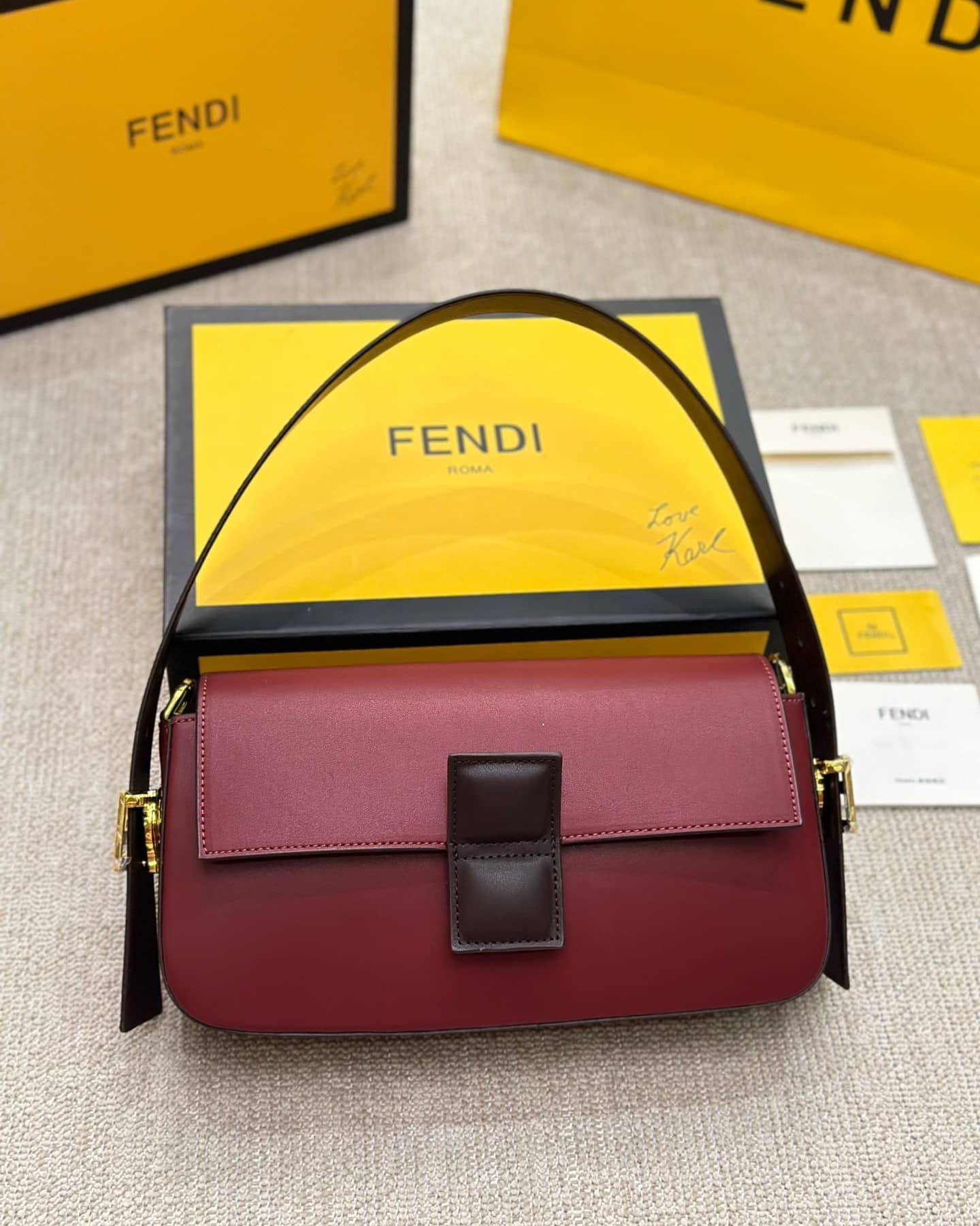 Baguette Medium Color Block Leather Shoulder Bag Burgundy and Black 26Cm 8BR821APKOF1NZ9 22 New Collection Bag Baguette Bag