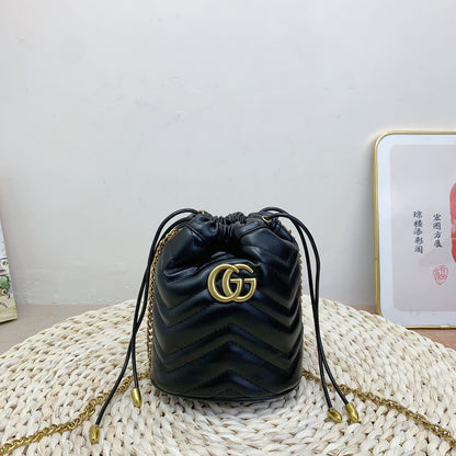 GG Marmont Mini Matelasse Leather Bucket Bag Black 16Cm ‎575163 Dtdrt 1000 MARMONT Bag