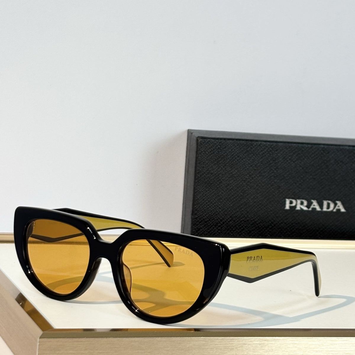 2026 High-End leisure travel versatile sunglasses19004