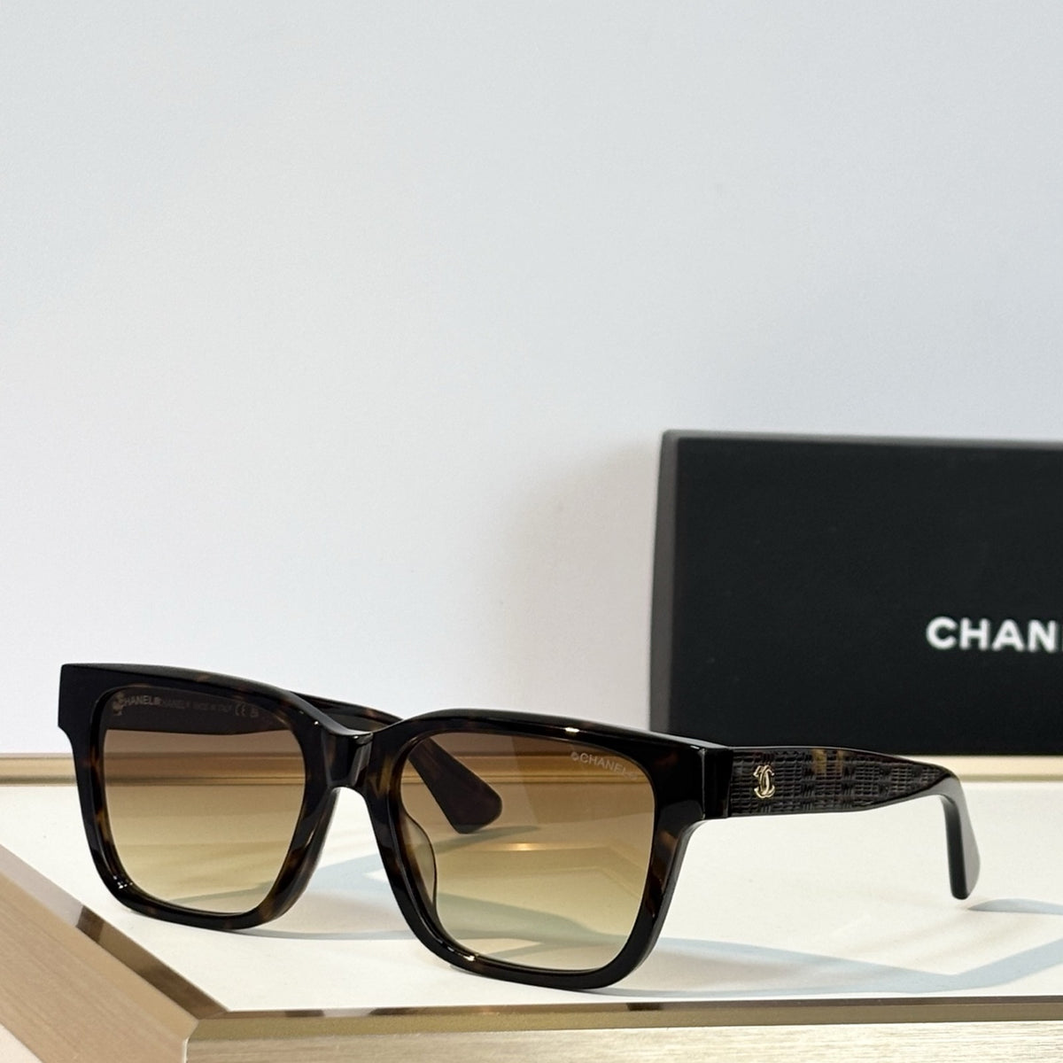 2026 High-End leisure travel versatile sunglasses19007