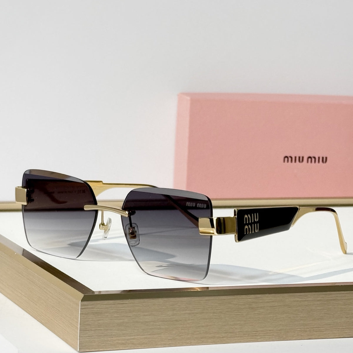 2026 High-End leisure travel versatile sunglasses19012
