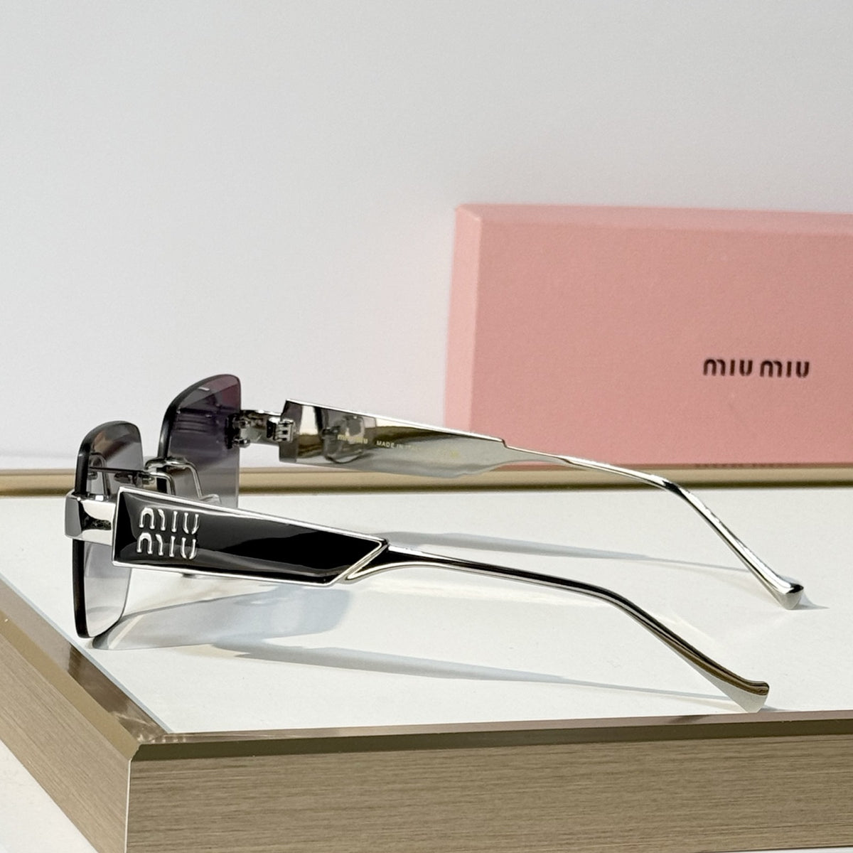 2026 High-End leisure travel versatile sunglasses19012