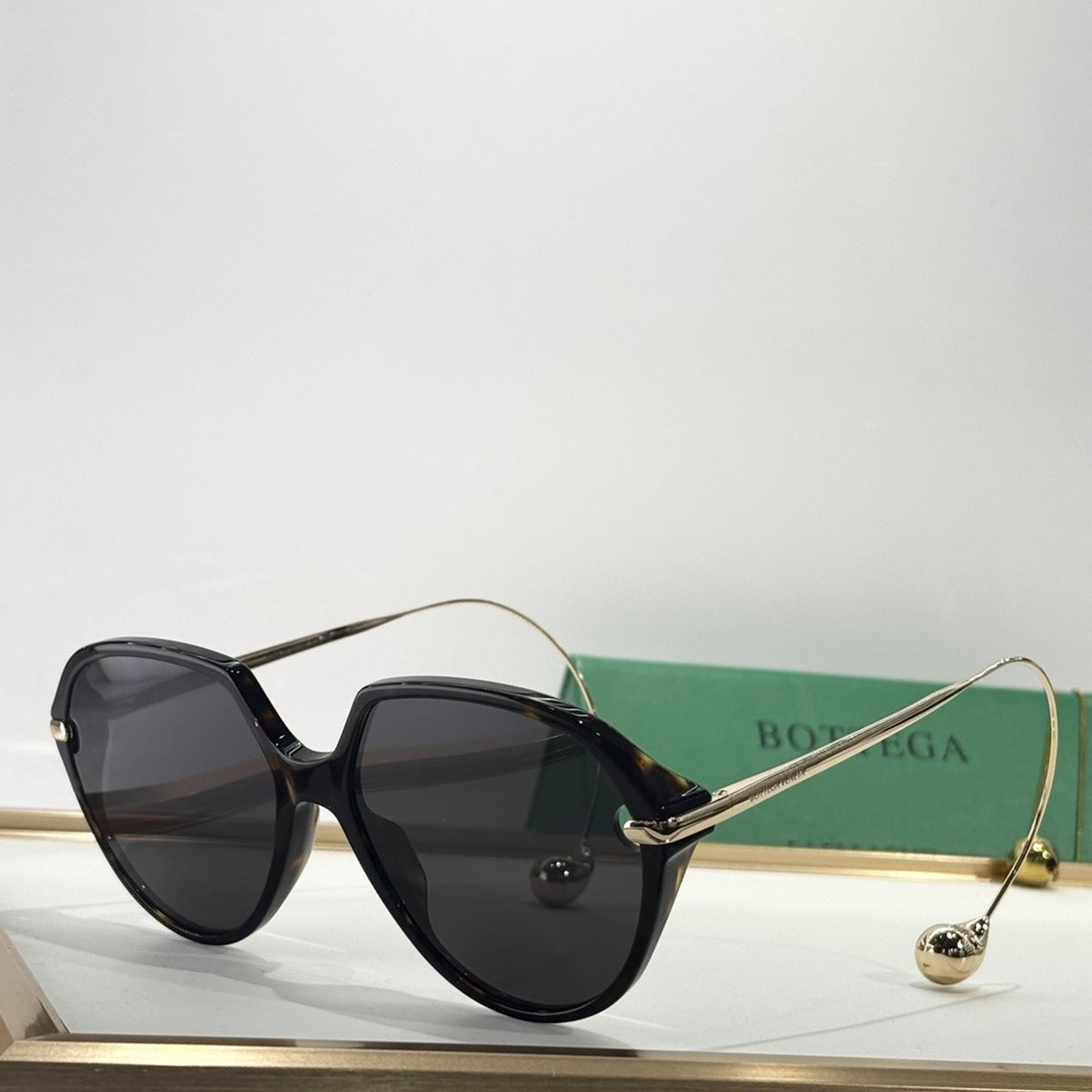 2026 High-End leisure travel versatile sunglasses19014