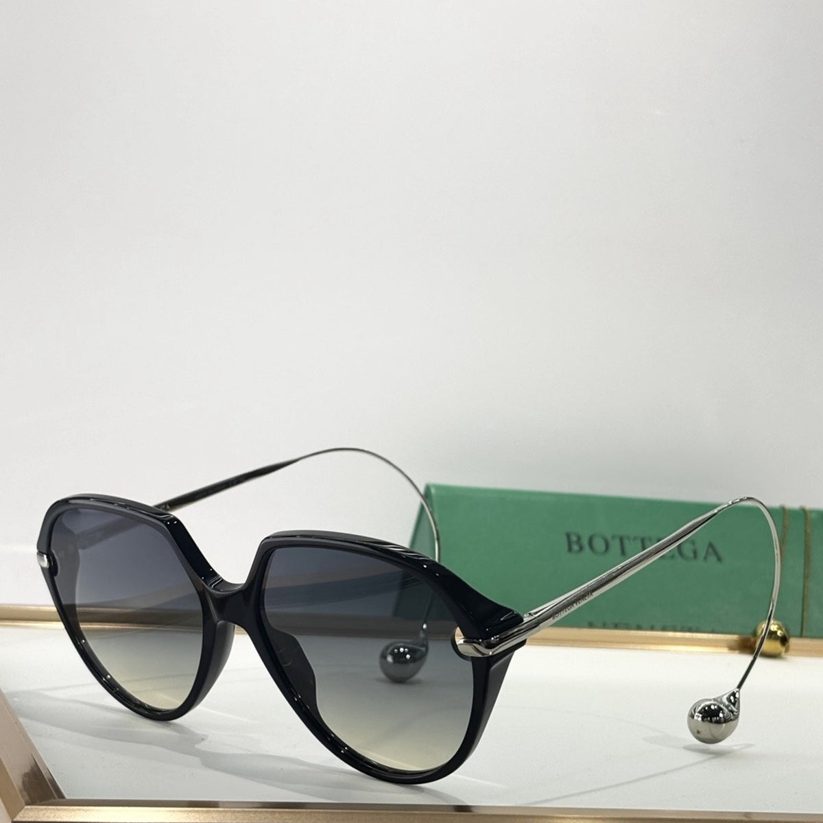 2026 High-End leisure travel versatile sunglasses19014