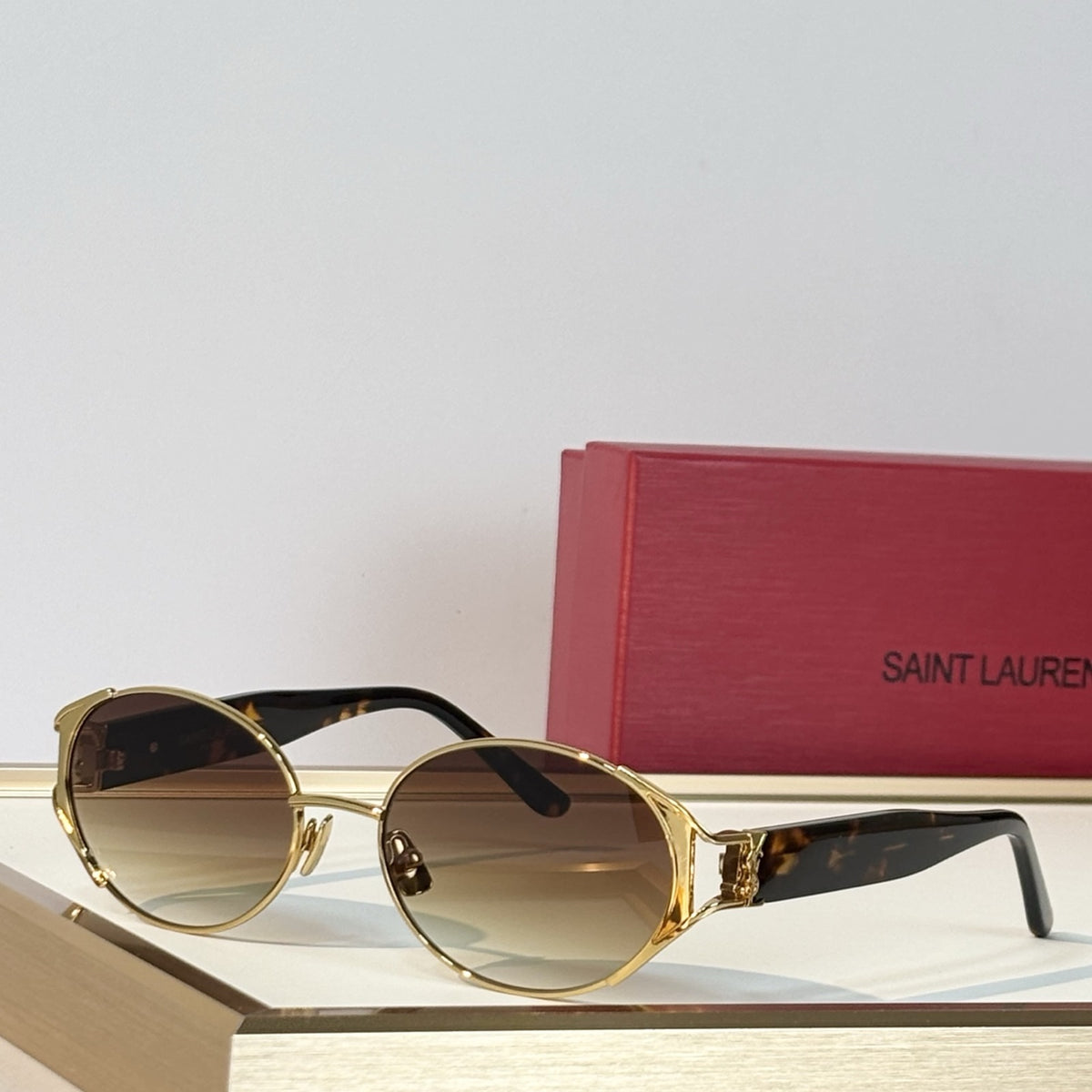 2026 High-End leisure travel versatile sunglasses19018