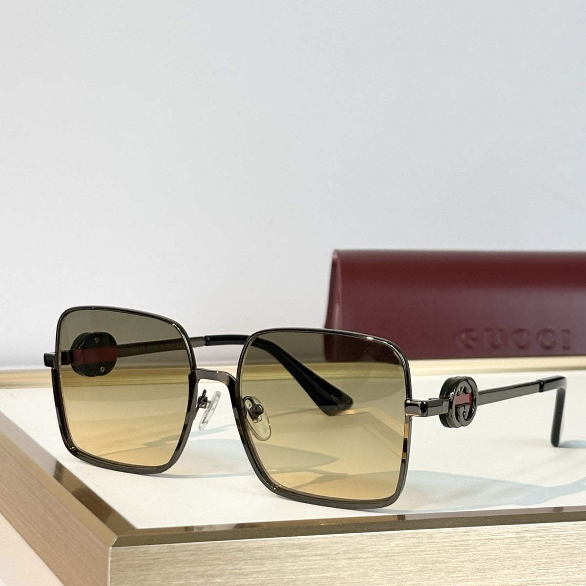 2026 High-End leisure travel versatile sunglasses19019