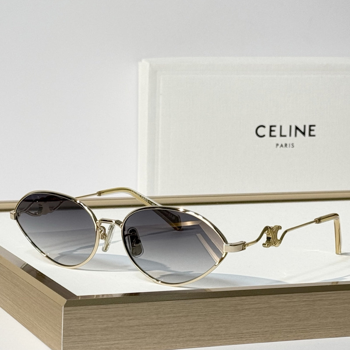 2026 High-End leisure travel versatile sunglasses19024
