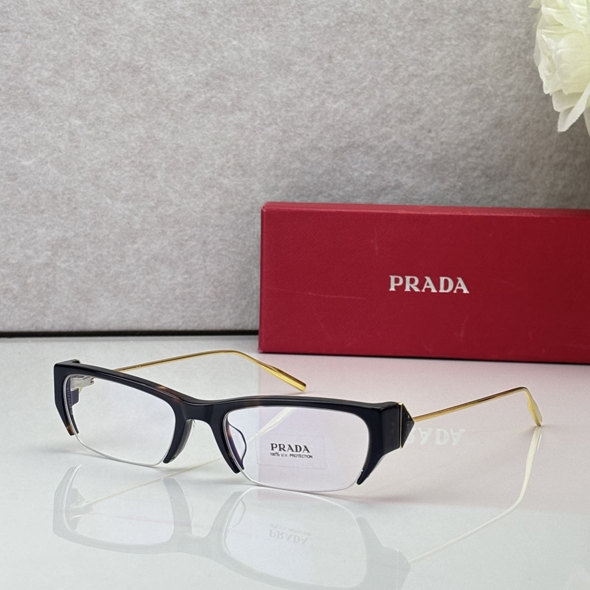 2026 High-End leisure travel versatile sunglasses19028