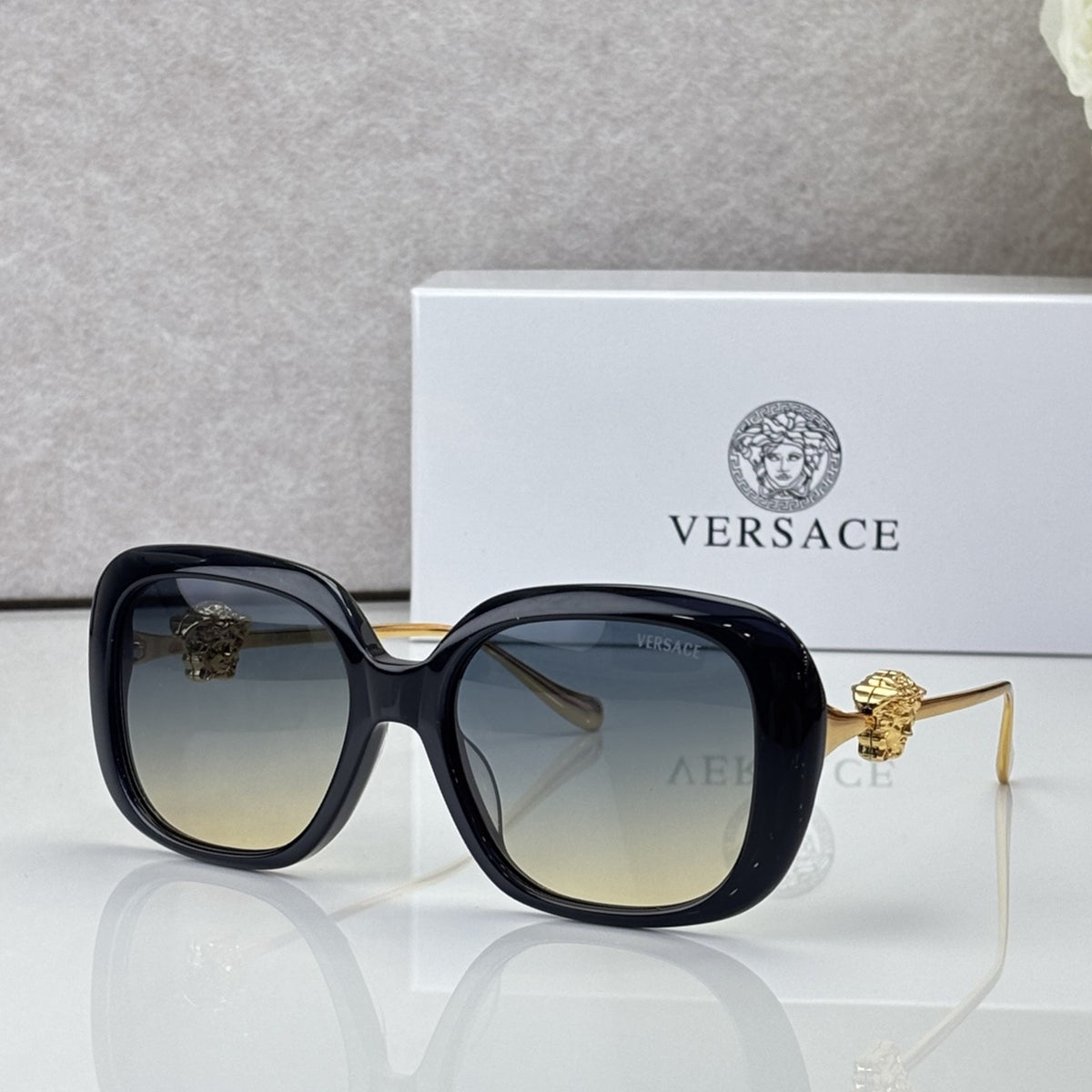 2026 High-End leisure travel versatile sunglasses19031