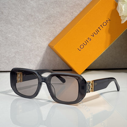 2026 High-End leisure travel versatile sunglasses19033