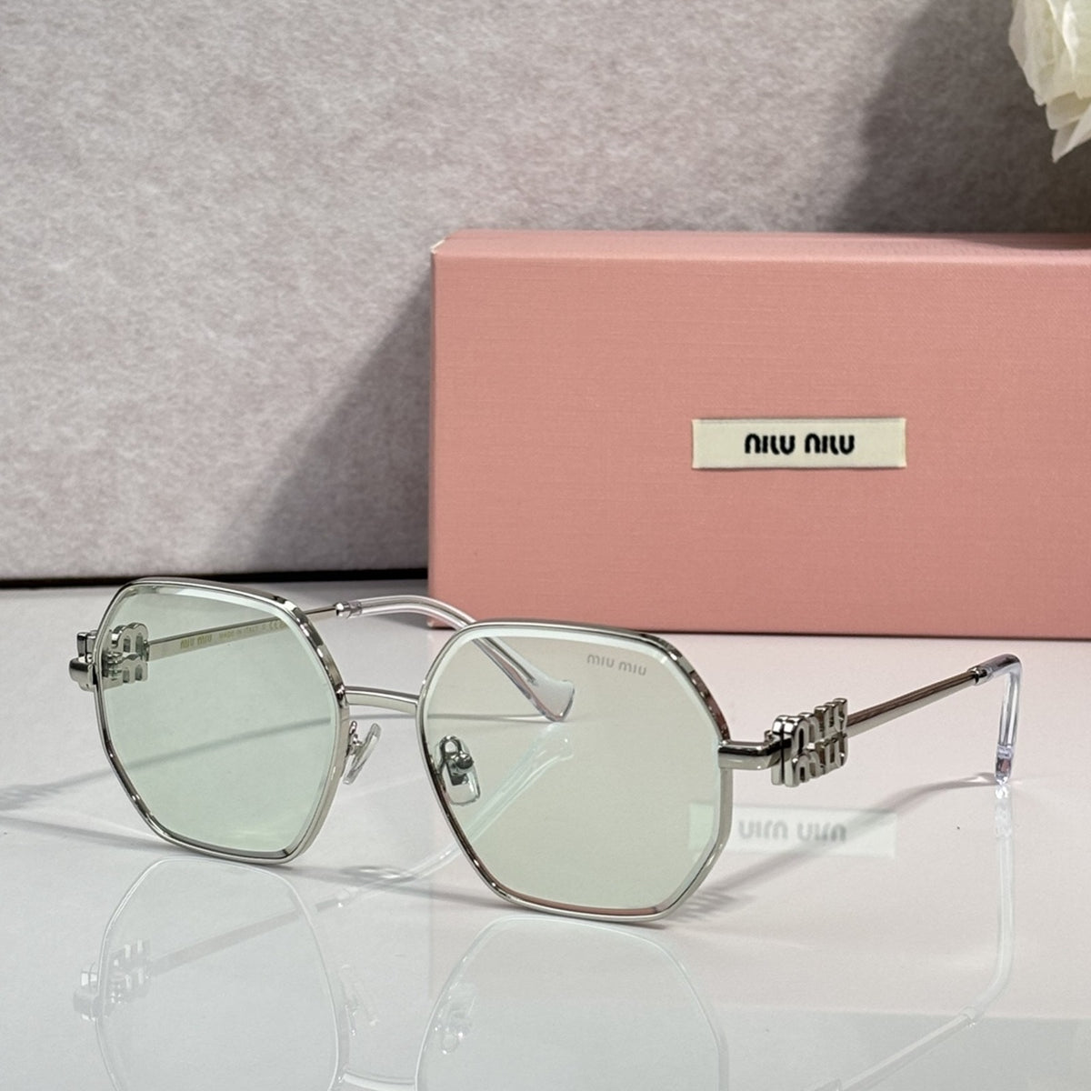 2026 High-End leisure travel versatile sunglasses19035
