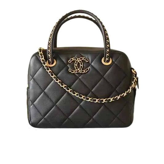 25c Chain Handle Bowling Bag Black 18cm 25 New Collection Bag