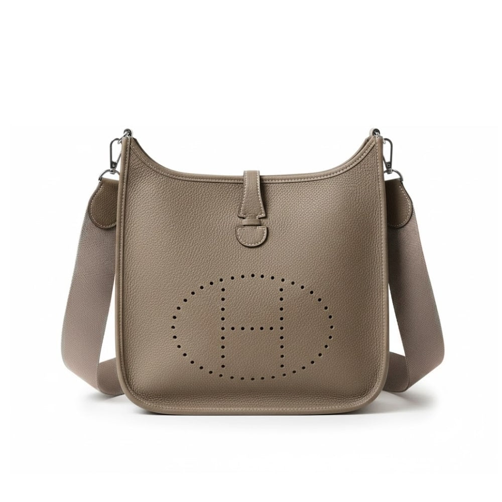 Evelyne 25 Shoulder Bag Etoupe 25Cm H056277CK18 Evelyne Bag