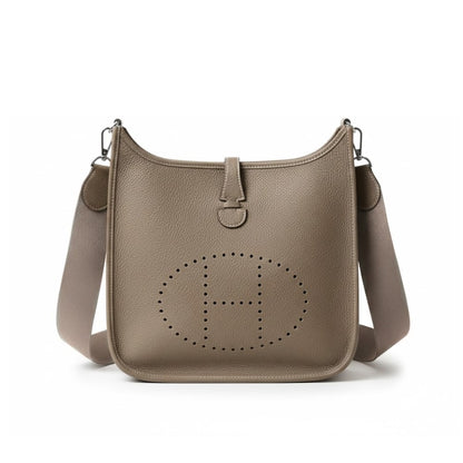 Evelyne 25 Shoulder Bag Etoupe 25Cm H056277CK18 Evelyne Bag