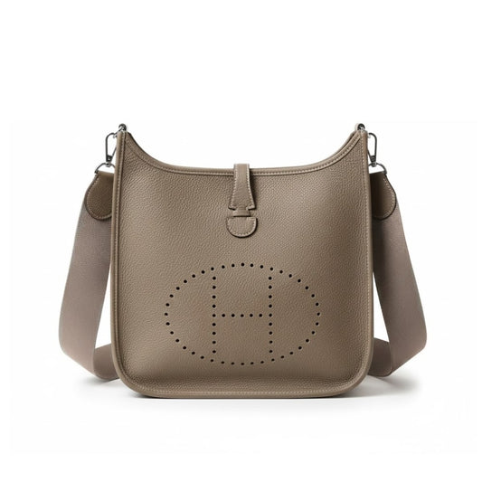 Evelyne 25 Shoulder Bag Etoupe 25Cm H056277CK18 Evelyne Bag