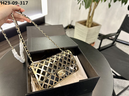 Cage Mini Metal Flap Bag Gold 18cm AS2514 B05552 NC533 22 New Collection Bag Flap Bag