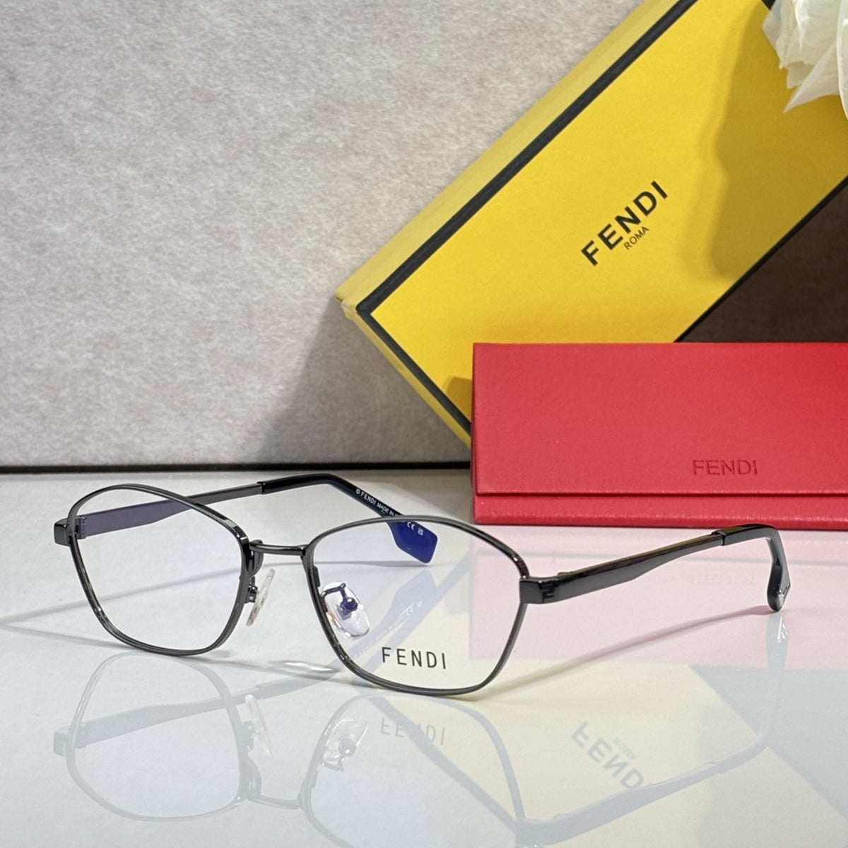 2026 High-End leisure travel versatile sunglasses19040