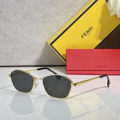 2026 High-End leisure travel versatile sunglasses19040