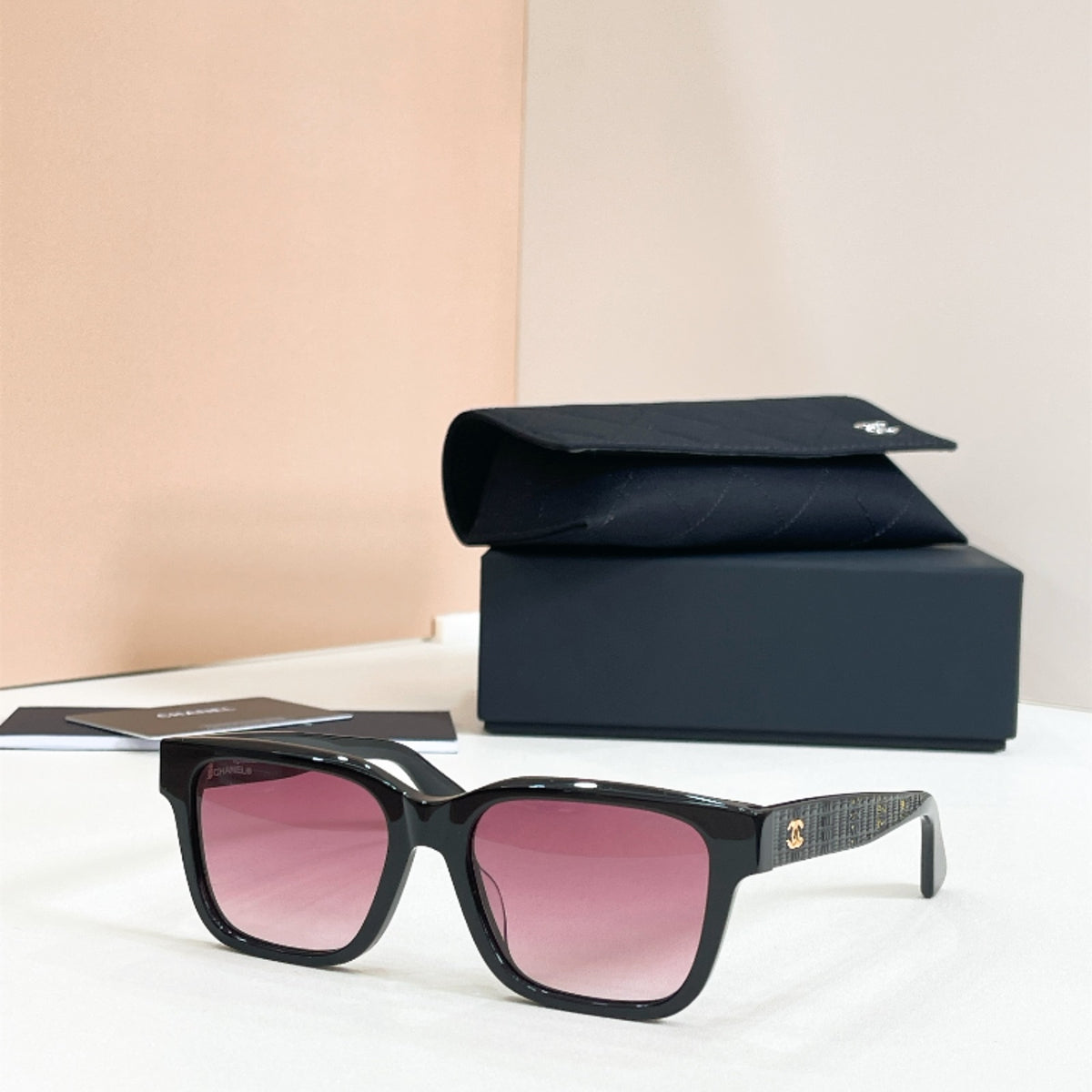 2026 High-End leisure travel versatile sunglasses19042