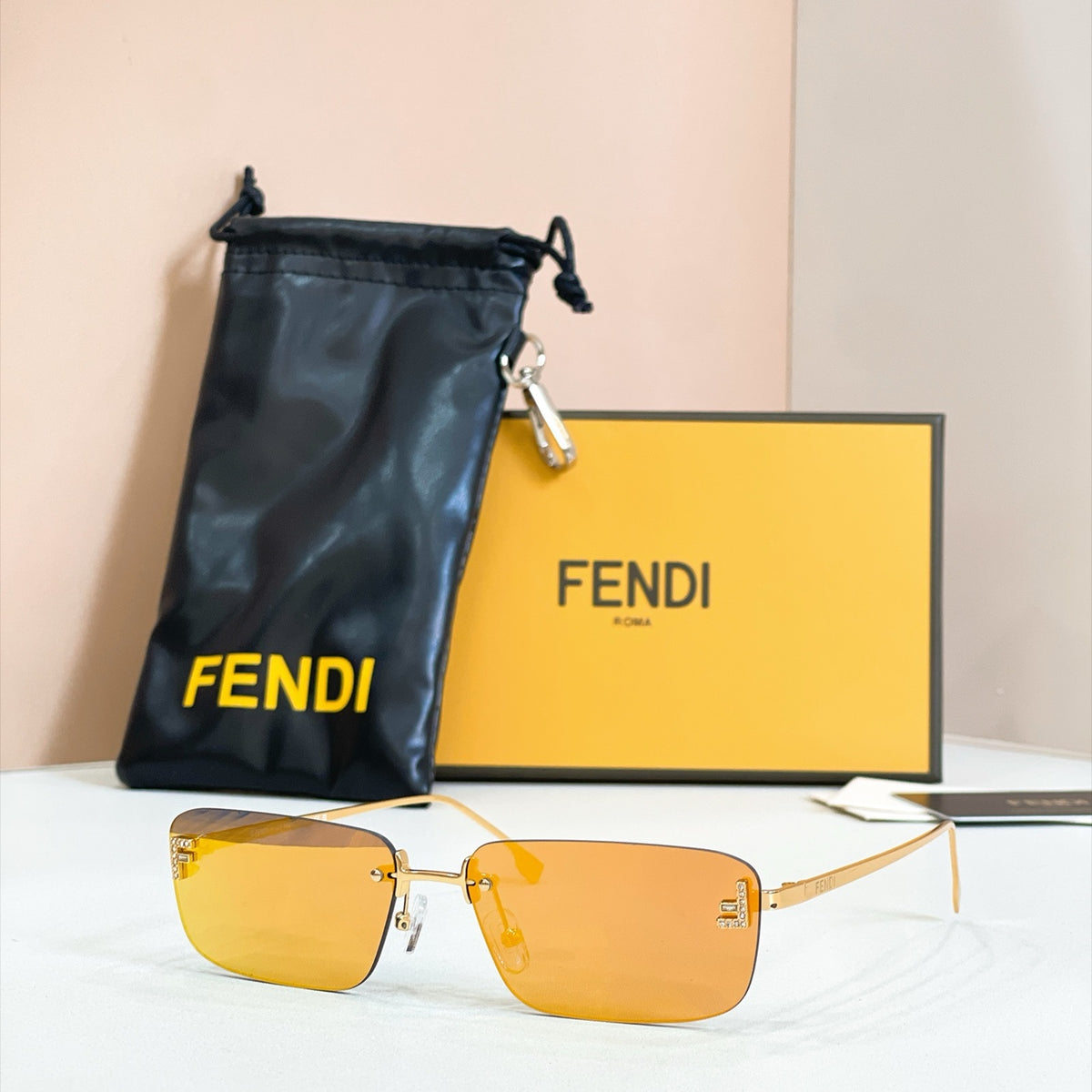 2026 High-End leisure travel versatile sunglasses19049
