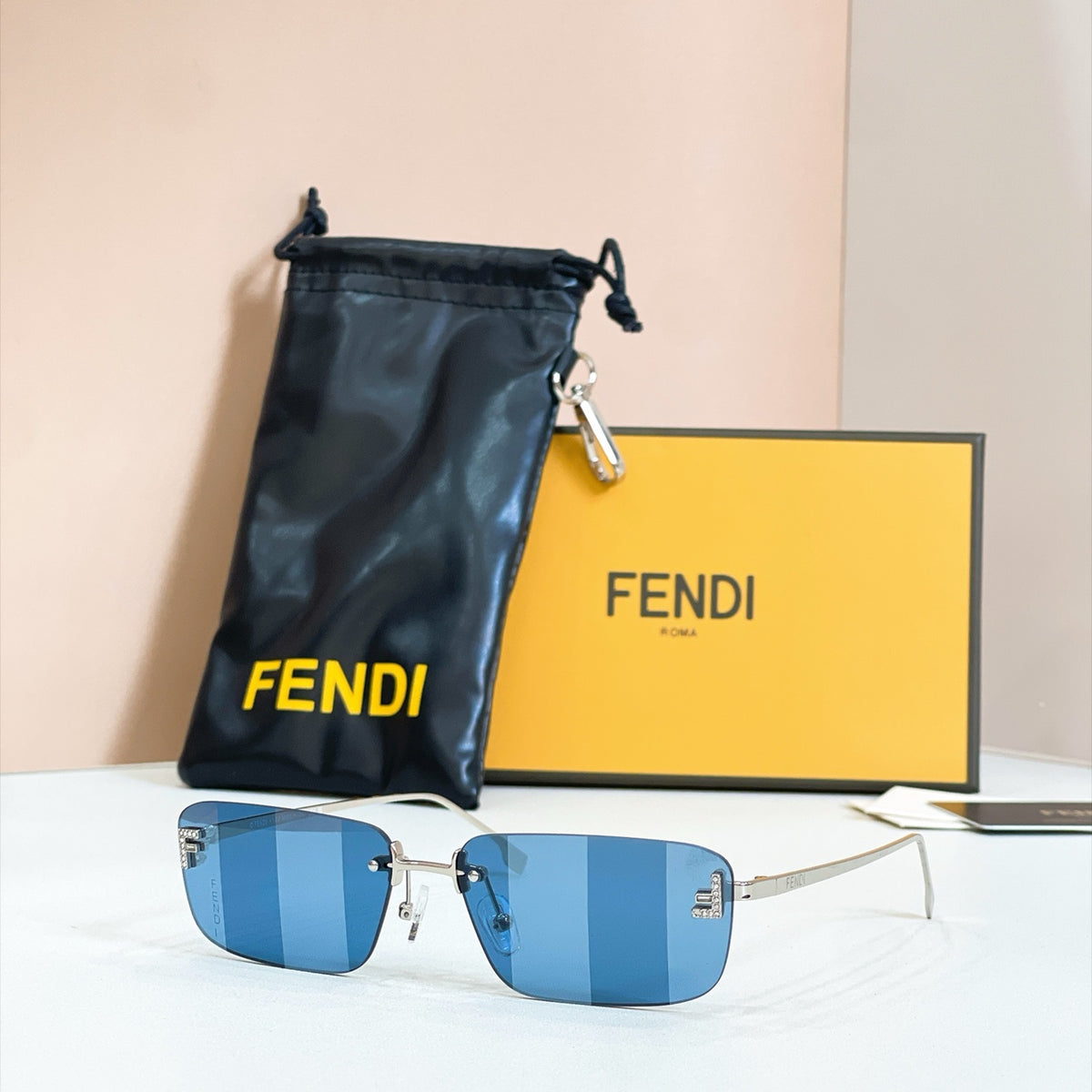 2026 High-End leisure travel versatile sunglasses19049