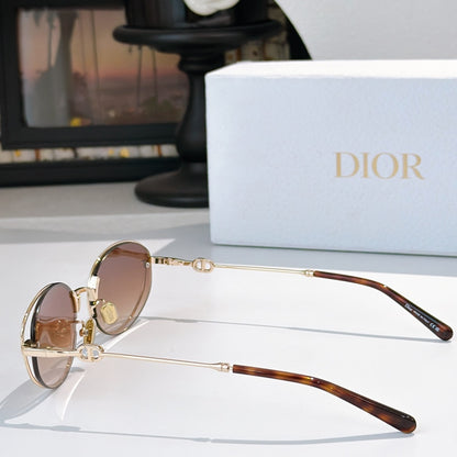 2026 High-End leisure travel versatile sunglasses19050