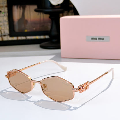 2026 High-End leisure travel versatile sunglasses19053