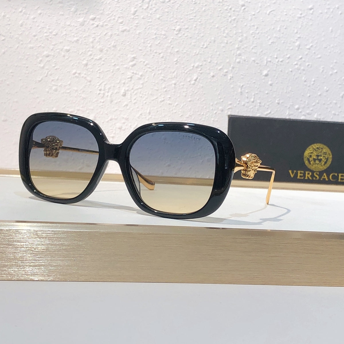 2026 High-End leisure travel versatile sunglasses19055