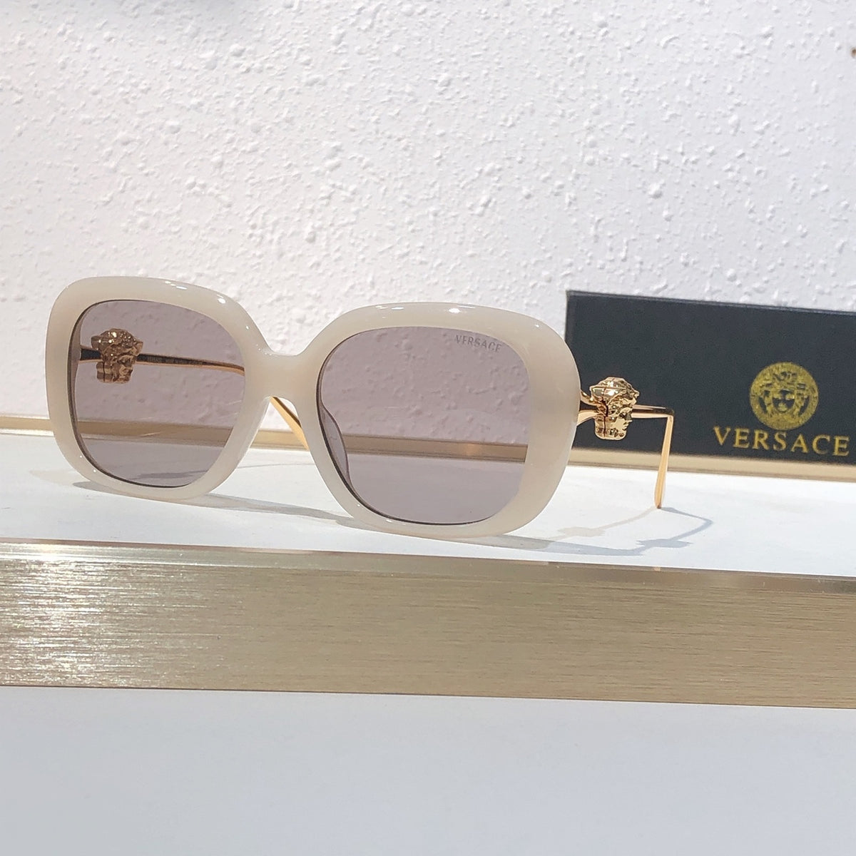 2026 High-End leisure travel versatile sunglasses19055