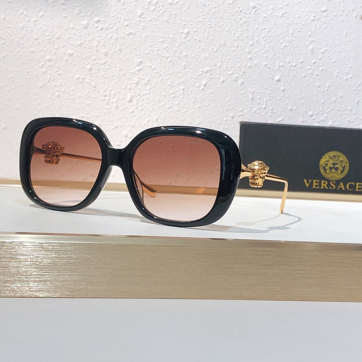 2026 High-End leisure travel versatile sunglasses19055