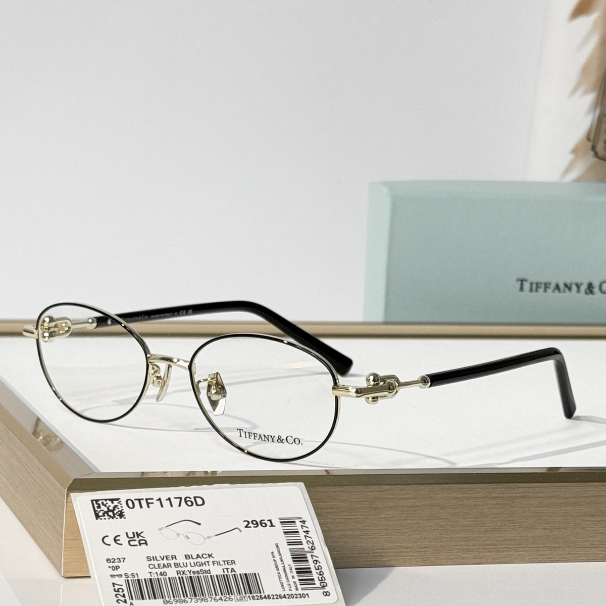 2026 High-End leisure travel versatile sunglasses19056