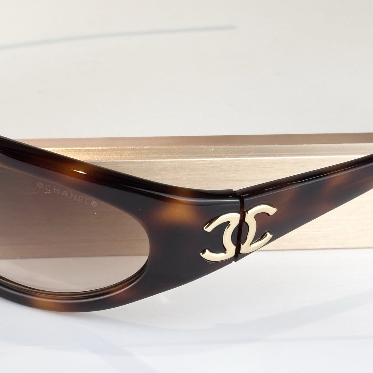 2026 High-End leisure travel versatile sunglasses19058
