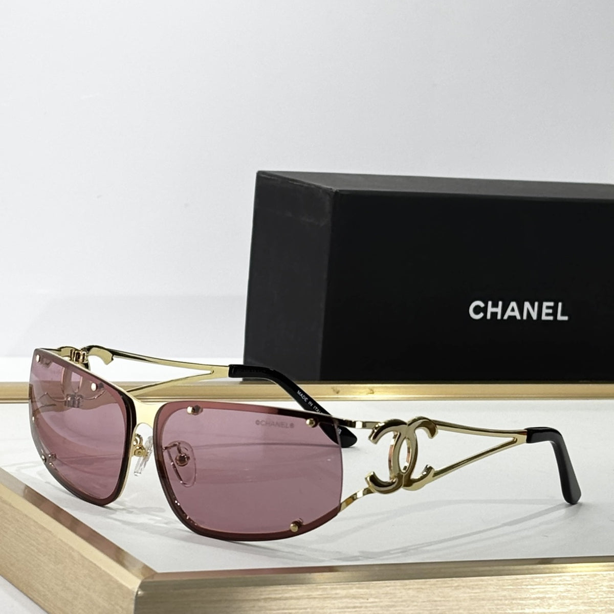 2026 High-End leisure travel versatile sunglasses19070