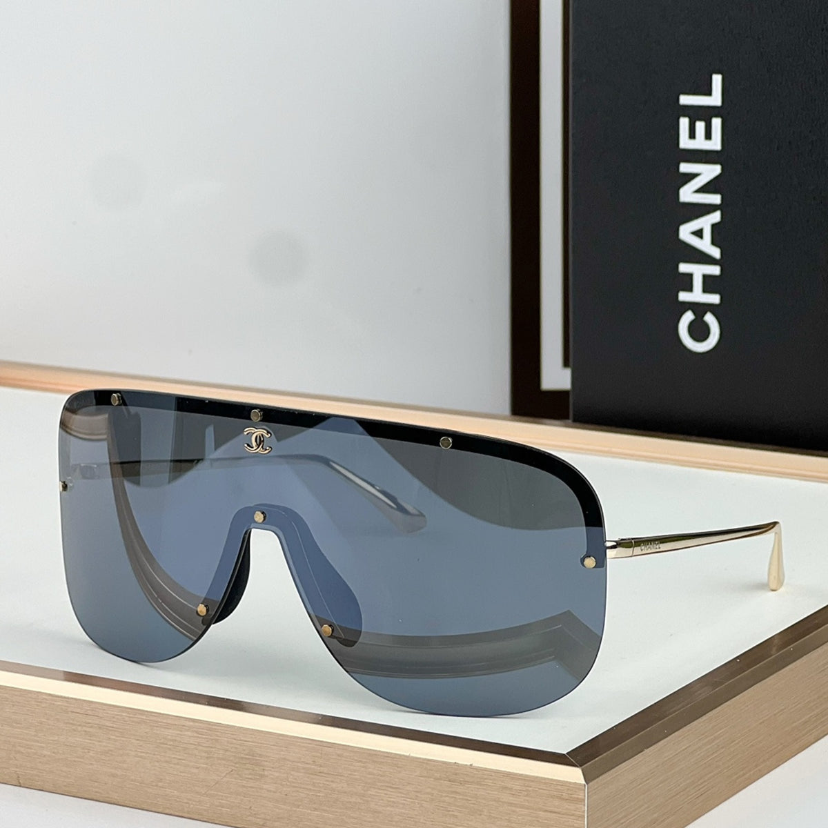 2026 High-End leisure travel versatile sunglasses19073