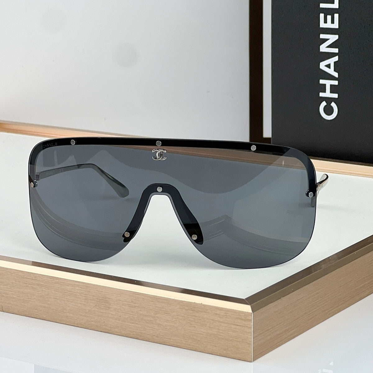 2026 High-End leisure travel versatile sunglasses19073