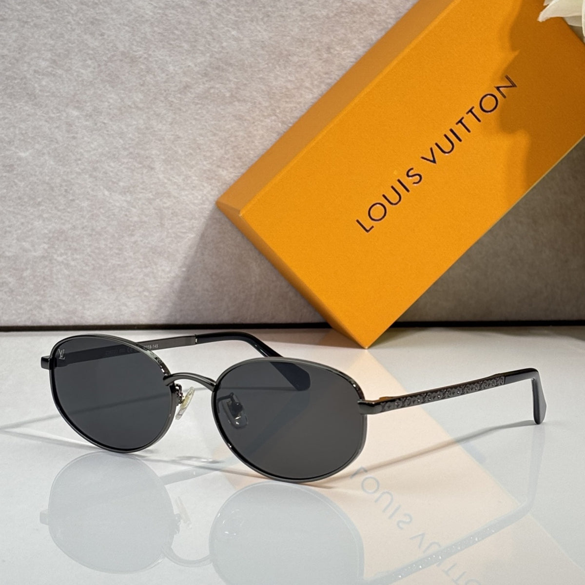 2026 High-End leisure travel versatile sunglasses19074