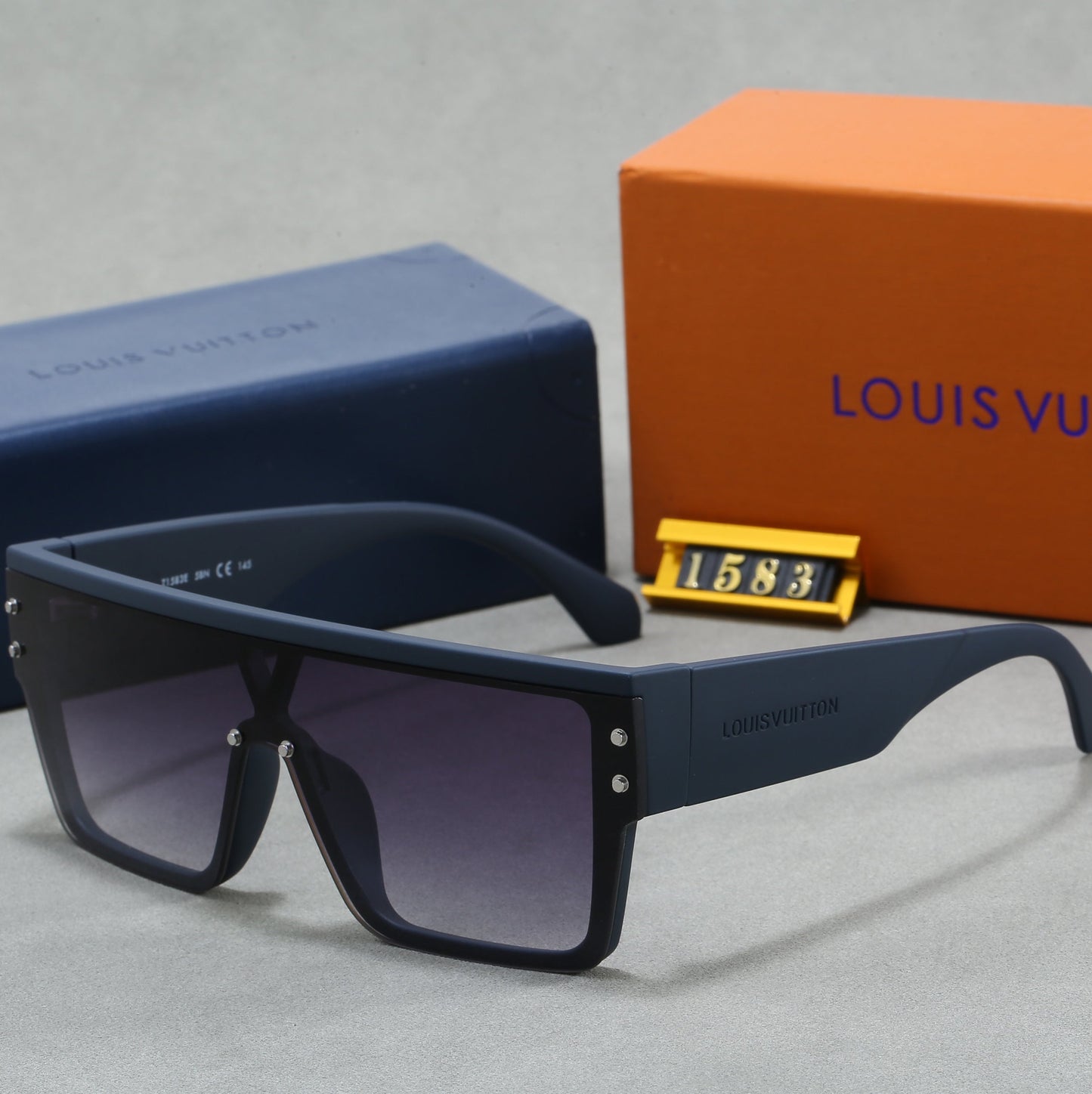 2026 new square frame unisex sunglasses