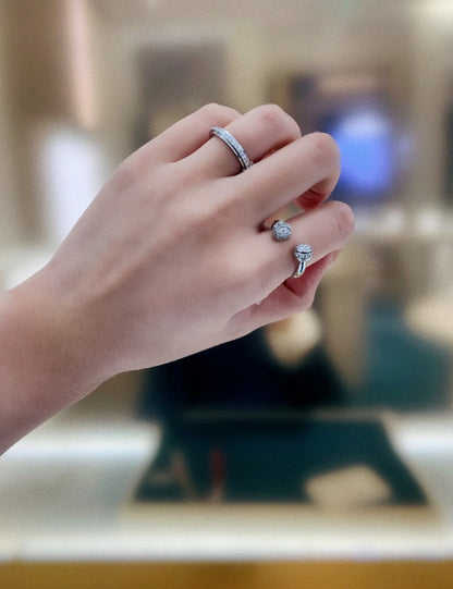 18K Celestial Juste Un Clou Diamonds Ring