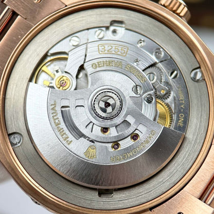 [Super Clone] Regency Weekday 36 mm Weekday Fluted Bezel Rose colour set with diamonds Dial 128235 3443